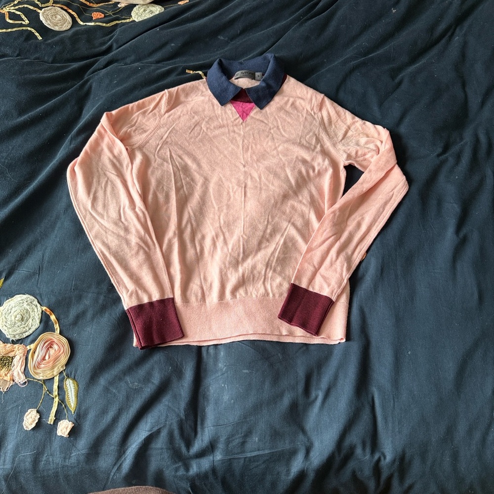 G/FORE Pink Cashmere Sweater with Navy Collar and Burgundy Cuffs